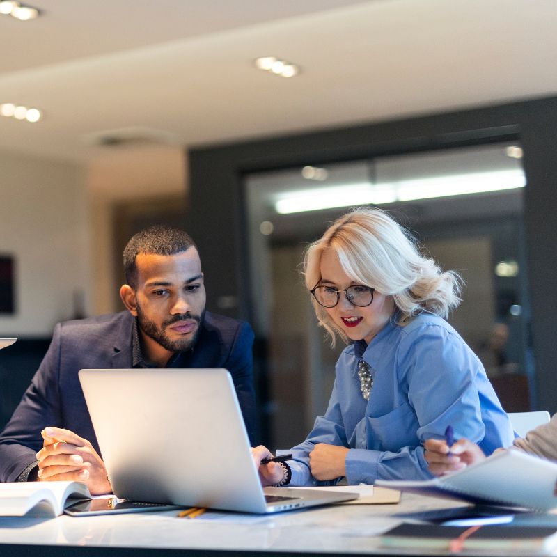 Élaborer et déployer une politique de rémunération attractive pour engager les collaborateurs